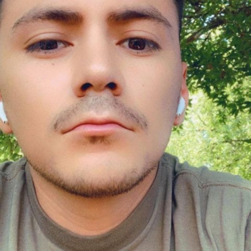 Meet your Posher, Juan